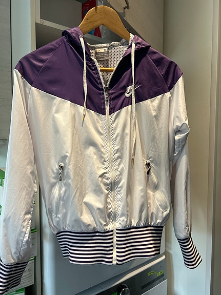 Nike tuulitakki