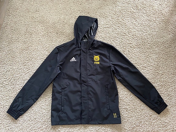 Musta Adidas Ilves takki koko S