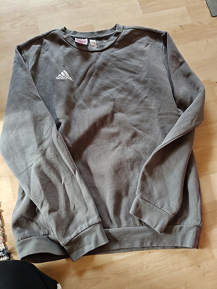 Adidas 13-14 UK merkintä