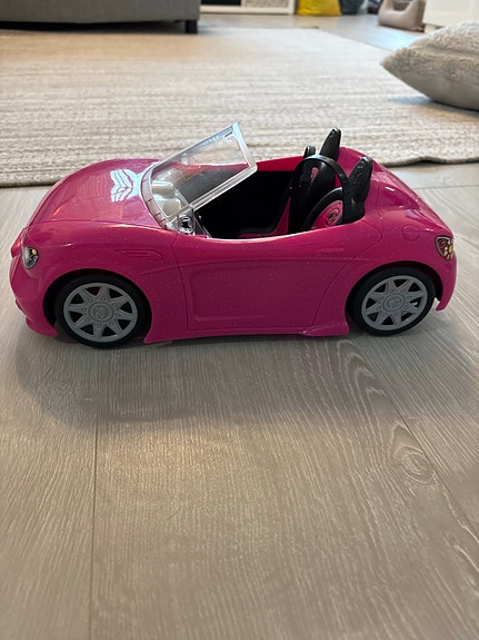 Barbie avoauto