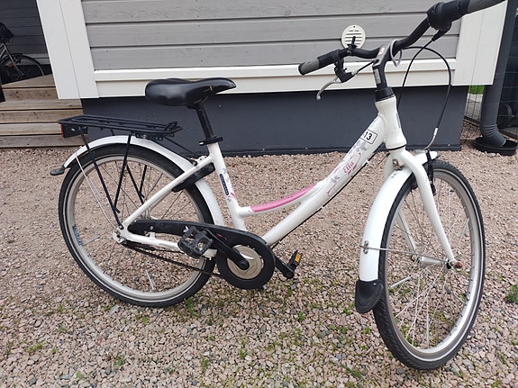 Helkama Ella lasten polkupyörä 24" valkoinen