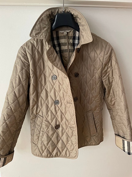 Ovh 1800€ Burberry tikkitakki M/38 (L) authentic/aito