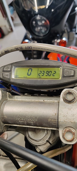KTM EXC mittaristo