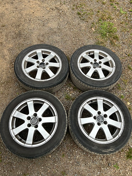 Volvon 16” vanteet 4kpl 5x108 kr. 63,4 ET52,5