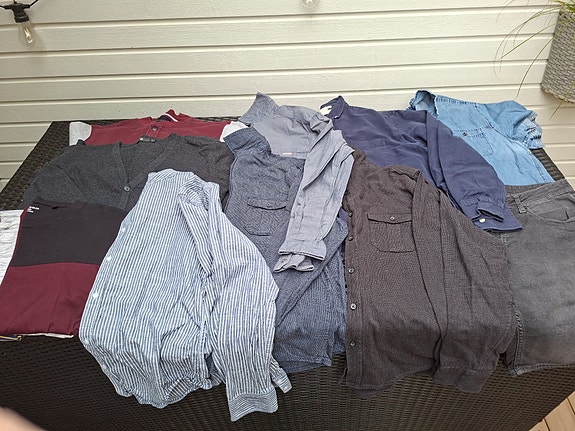 Miesten vaatepaketti M,L,XL
