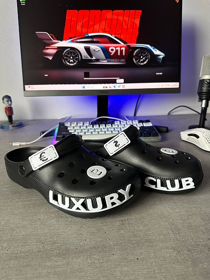 Custom tossut 3D-kirjaimilla | Luxury Club | oma nimi/sana