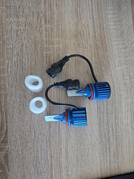 DZG H11 LED-ajovalopolttimet (6000K, 35W, uudet/vähän käytetyt)