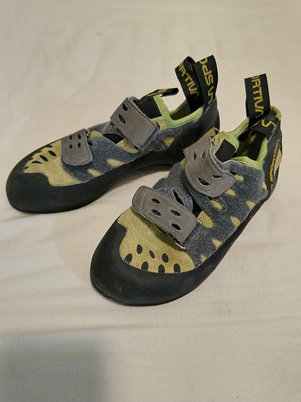 La Sportiva tarantula kiipeilykengät