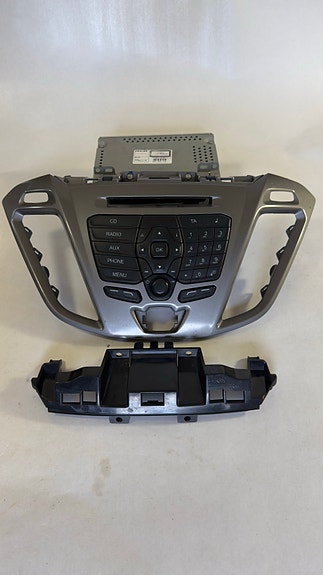 Ford Transit Custom alkuperäinen CD-radio + kojelaudan paneeli ja kiinnikkeet