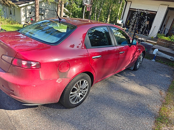 Alfa Romeo 159 jtdm 1.9 8v osina