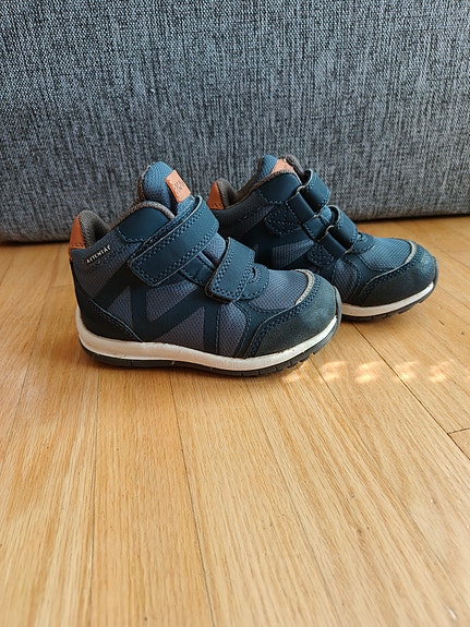 Kavat lenkkarit kesään/välikauteen, 24 koko