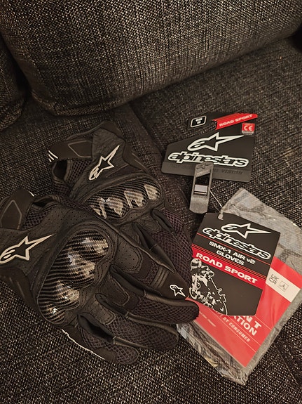 Alpinestars SMX-1 Air v2 ajohanskat koko M musta
