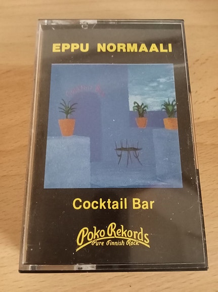 Eppu Normaali cocktail bar C-kasetti
