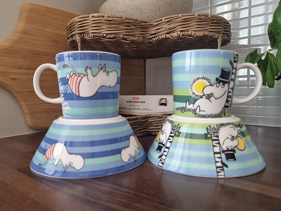 Muumimukit ja muumikulhot Uimahyppy Siesta