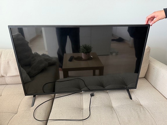 LG 43UN71006LB 43" LED-televisio musta