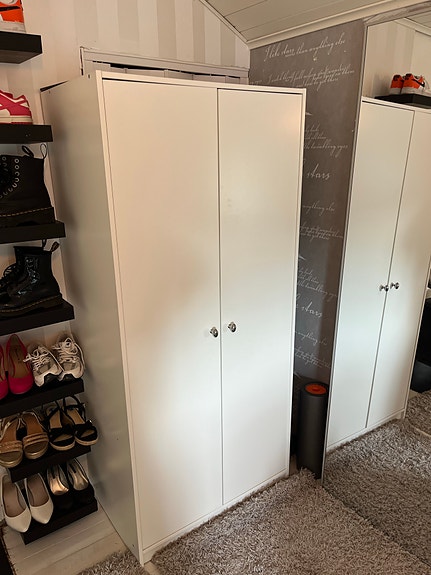 IKEA vaatekaappi valkoinen