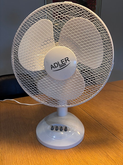 Adler Europe pöytätuuletin