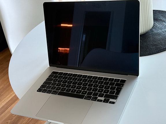 Apple MacBook Air 2023