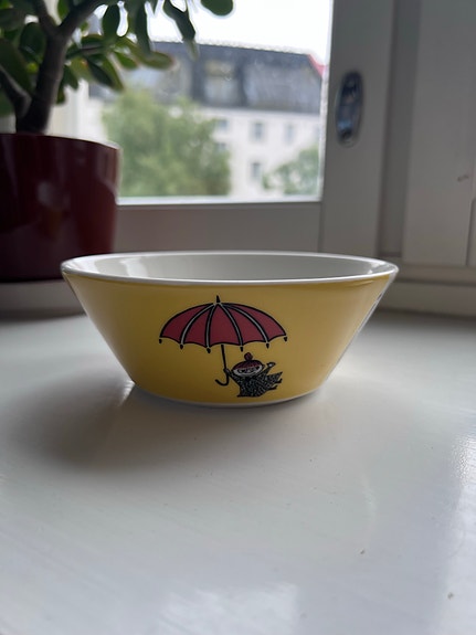 Arabia muumikulho Pikku Myy -keltainen