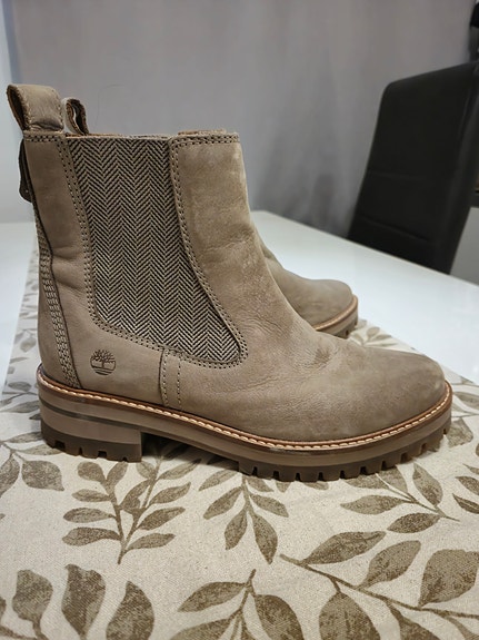 Hiekanväriset Timberland nilkkurit 39