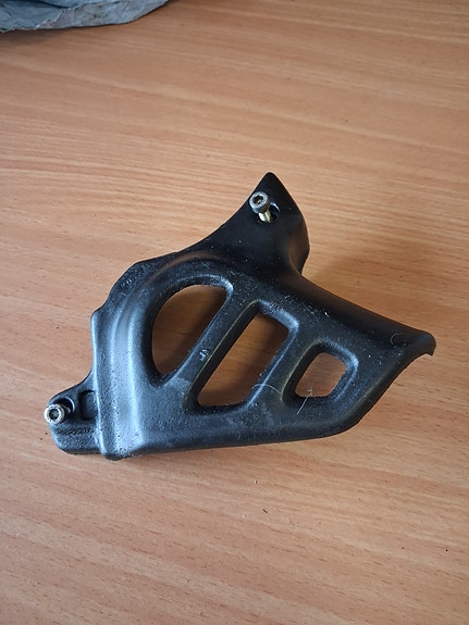 Eturattaansuoja, minarelli am6