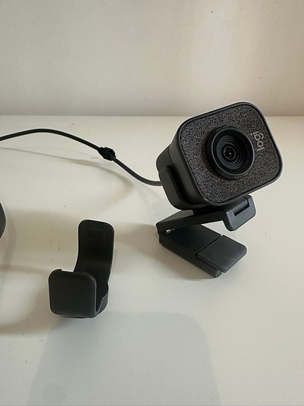 Logitech stream cam