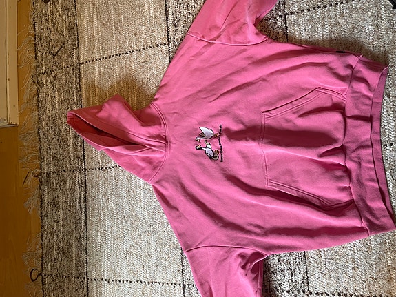 Pinkki huppari