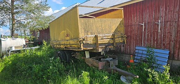 Traktorin kippikärry