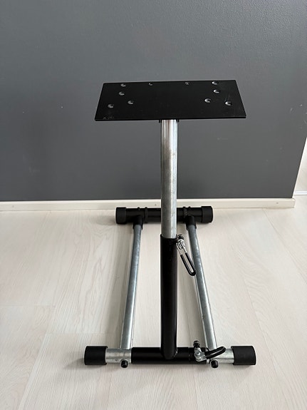Wheel stand pro