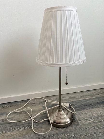 Ikea pöytävalaisin