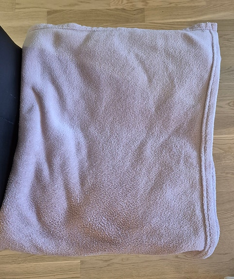Pinkki torkkupeitto/Pinkki huopa / Pinkki sohvapeitto