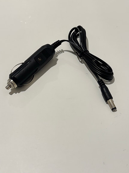 12V virtajohto tupakansytyttimeen DC-liittimellä (12V/24V car charger cable)