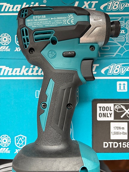 Makita DTD158Z 18V iskevä ruuvinväännin runko
