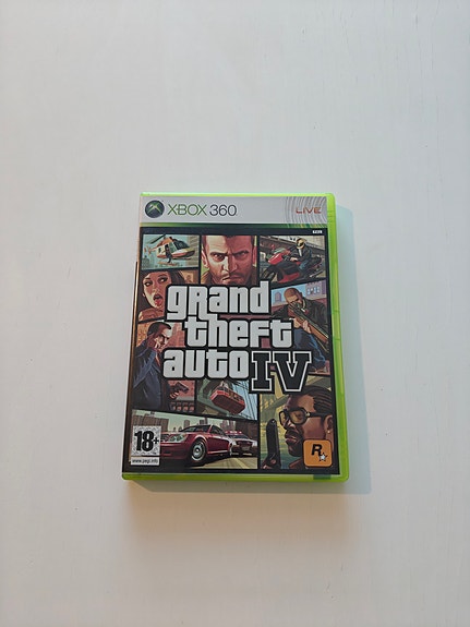 Xbox 360 Grand Theft Auto IV peli