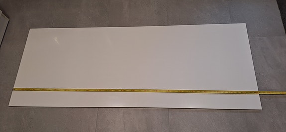 Keittiön/kaapiston päätylevy, valkoinen
