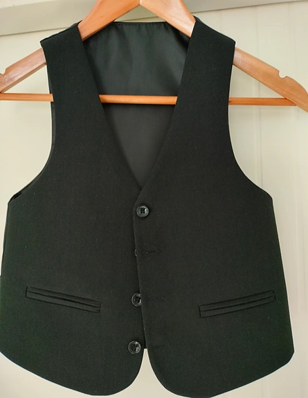 Juhlaliivi 130cm