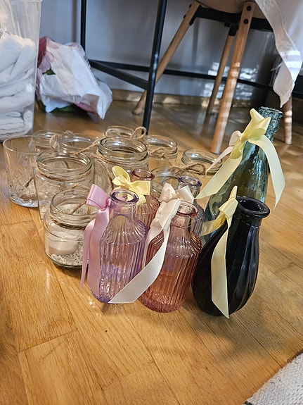 Tuikkukipot ja pienet maljakot