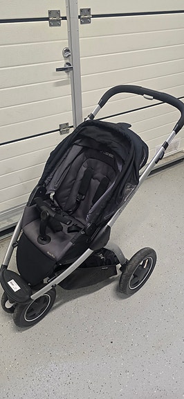 Maxi-Cosi yhdistelmävaunut musta