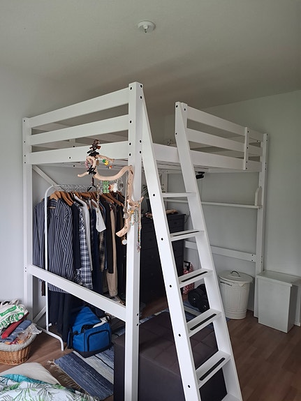 IKEA parvisänky + patjat (140cm)