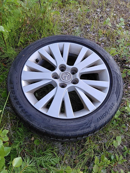 17” alumiinivanteet ja kesäkumit
