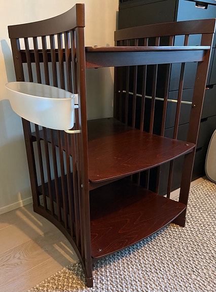 Stokke Care hoitopöytä