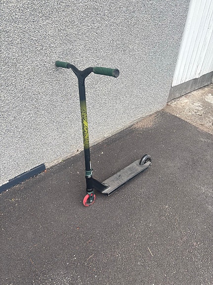 District scootti