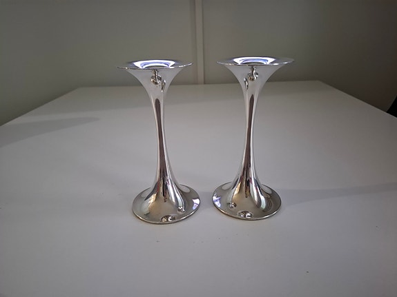 Tapio Wirkkalan Trumpetti-kynttilänjalat, 14,5 cm