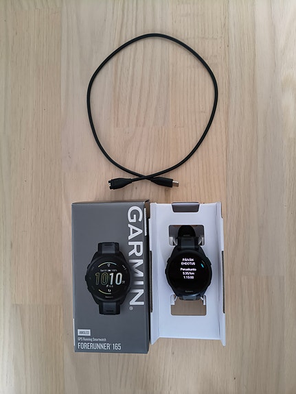 Garmin forerunner 165 urheilukello ja Garmin HRM Dual sykevyö
