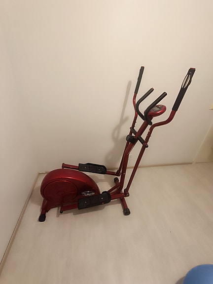 Gymstick crosstrainer punainen kuntopyörä