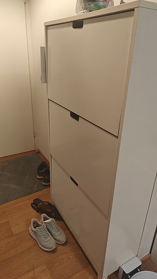 Kenkäkaappi