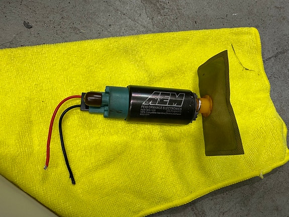 Aem 340lph re85 bensapumppu