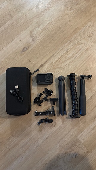 DJI Action 4 actionkamera + lisävarusteet
