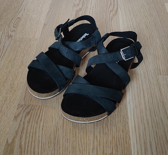 Timberland sandaalit 37