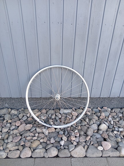 28" polkupyörän etuvanne